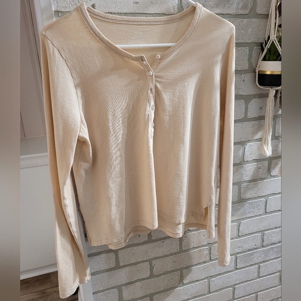 Aerie long sleeve